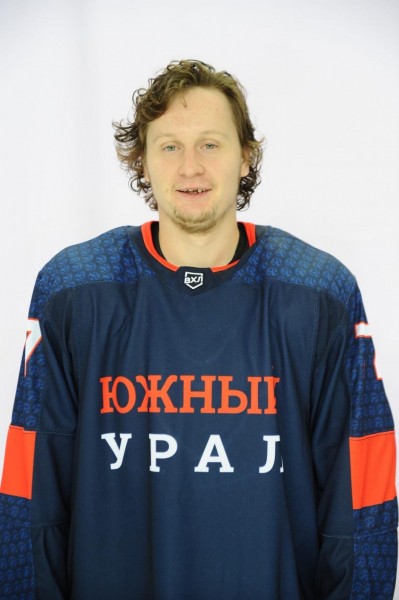 Нападающий Илья Кляузов подписал контракт с "Рубином" Нападающий Илья Кляузов подписал контракт с "Рубином"