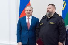 Александр Моор вручил  тюменцам государственные и региональные награды 