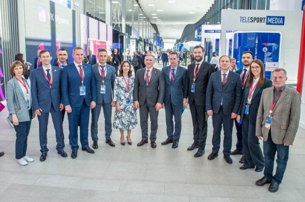 Инвестиции в экономику Тюменской области по итогам ПМЭФ-2022 составят 37 миллиардов рублей