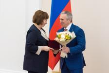 Александр Моор вручил  тюменцам государственные и региональные награды 