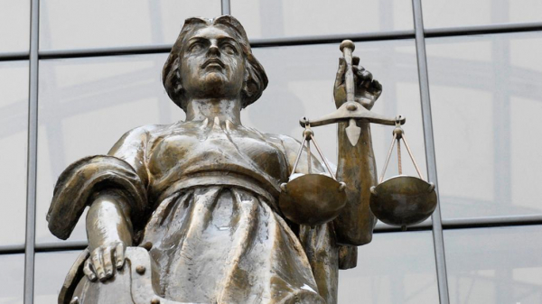 Двух жителей Сургута осудили за рейдерский захват кооператива