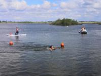 Тюменские "моржи" устроили соревнования в честь Дня России 