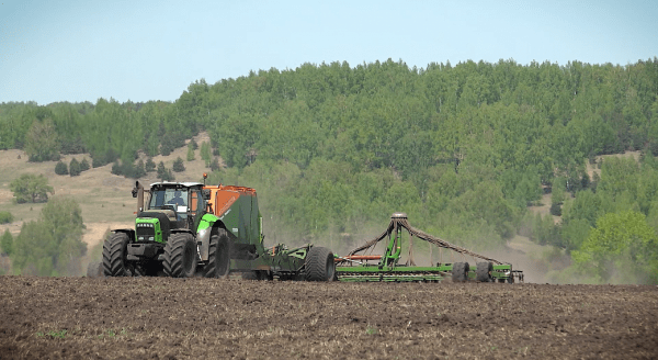 Земледельцы ГК "Дамате" завершили сев яровых культур в Голышмановском округе 
