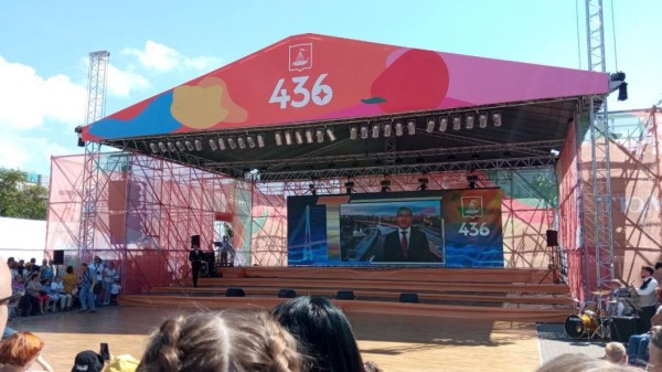 Владимир Якушев поздравил тюменцев с Днем города