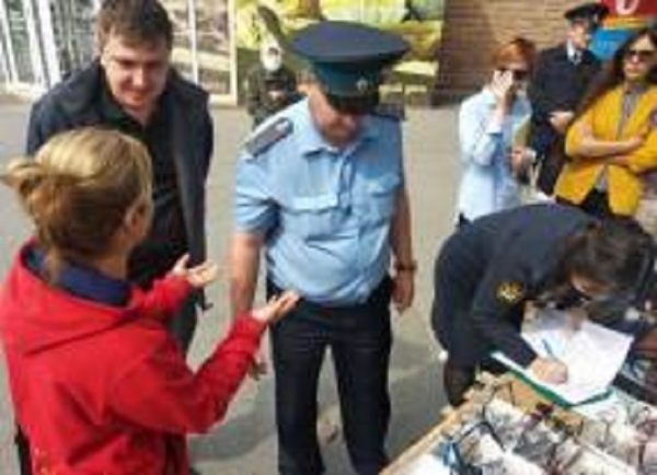 Более 3 млн рублей взыскали с незаконных торговцев в бюджет Тюмени с начала года 