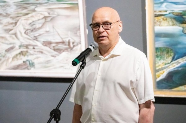Евгений Заболотный поблагодарил организаторов выставки картин Михаила Гардубея