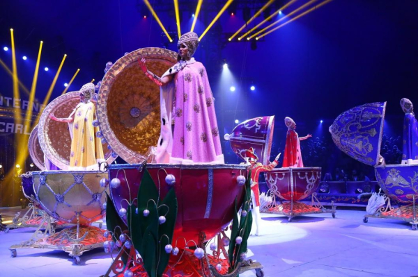 В Тюмени покажут новое уникальное трехчасовое цирковое шоу Гии Эрадзе "Бурлеск" 