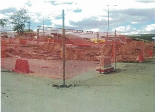 В Тюмени, в районе развязки по ул. Монтажников, на съезде с ул. 50 лет ВЛКСМ просел грунт 