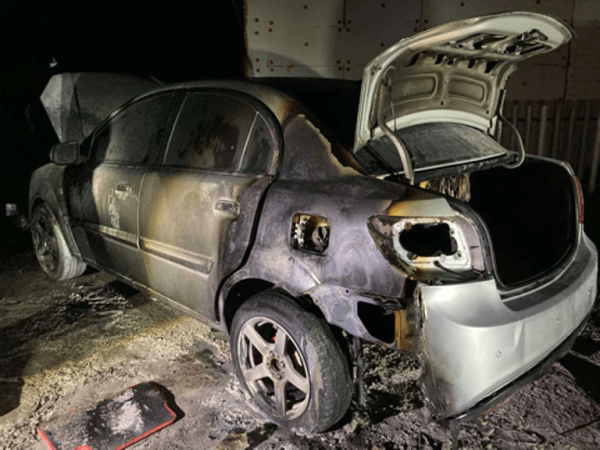 Житель Тюменской области сжег автомобиль неприятеля 