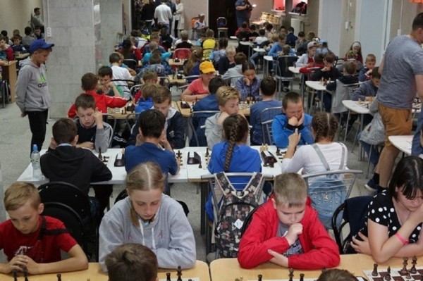 100 юных шахматистов Тюменской области встретятся на первенстве в Нижней Тавде