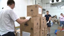 Две фуры с гуманитарной помощью отправились из Тюмени в Краснодон