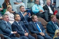 Семь муниципалитетов Тюменской области представили инвестиционный потенциал на втором&nbsp;акселераторе