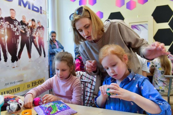 Тюменские соцработники изучили особенности работы с трудными семьями 