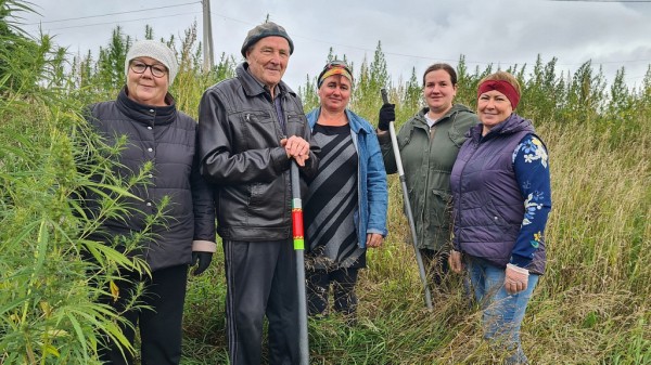 В селе Ерошово освободили доступ к колодцу, которым пользовалась семья автора Конька-Горбунка
