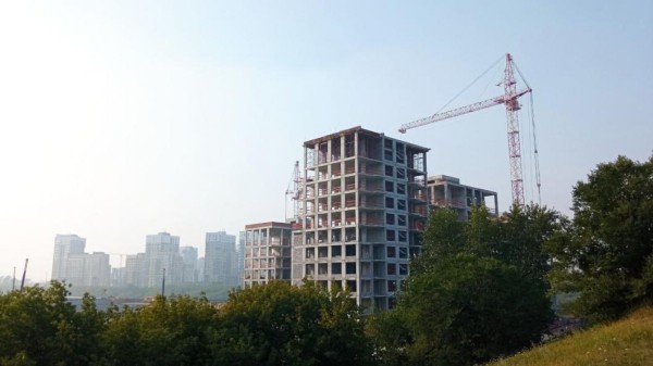 Тюменской области выделят средства на переселение из аварийного жилья