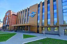 Фотогалерея: в тюменской "Олимпии" соревнуются пловцы с овз