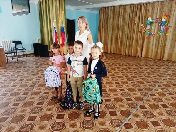 Тюменская область помогла краснодонским школьникам подготовиться к учебному году