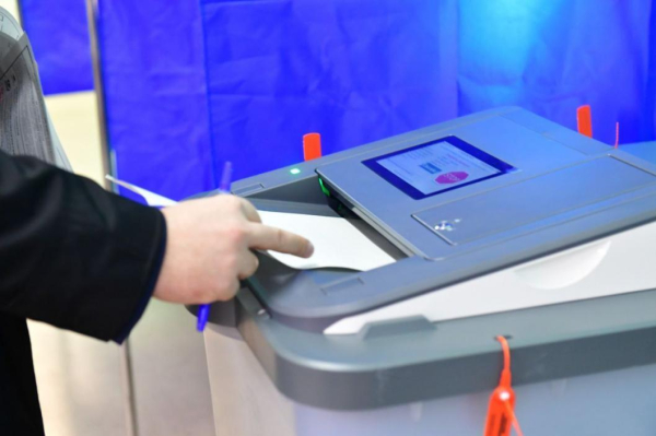 Референдумы в ДНР и ЛНР признаны состоявшимися 