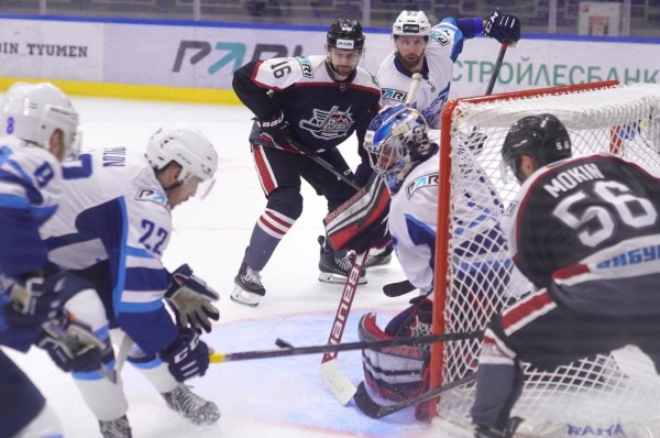 Тюменский "Рубин" готовится к домашней серии ВХЛ