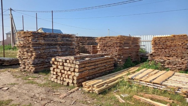 Предприниматель из Казанского района открыл цех по переработке древесины
