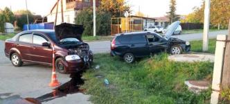 Два человека пострадали в аварии в Ишиме