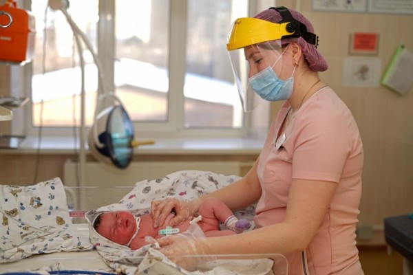 В августе на свет появилось на 122 тюменца больше, чем в прошлом году