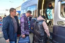 В Тюмень из Краснодона доставили на лечение 19  пациентов с тяжелыми заболеваниями