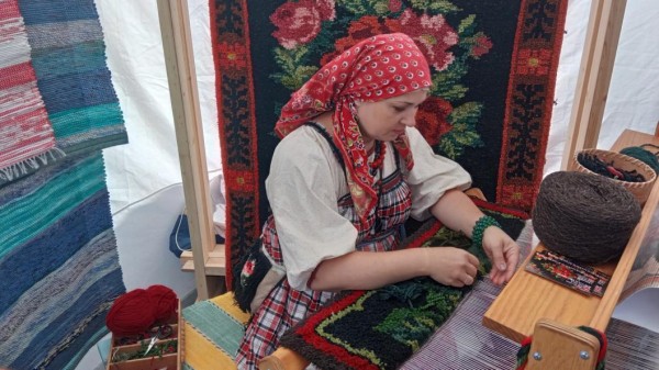 Мастер-классы и выставки готовят тюменские ремесленники к новогодним праздникам