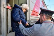 В Тюмень из Краснодона доставили на лечение 19  пациентов с тяжелыми заболеваниями