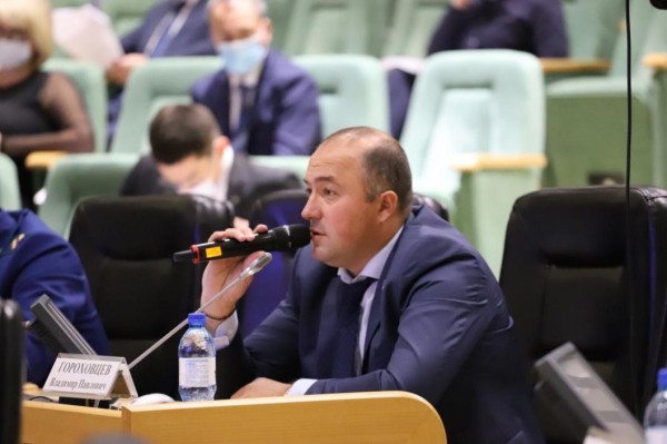 Интернет-конференция депутатов Владимира Гороховцева и Сергея Плесовских Интернет-конференция депутатов Владимира Гороховцева и Сергея Плесовских