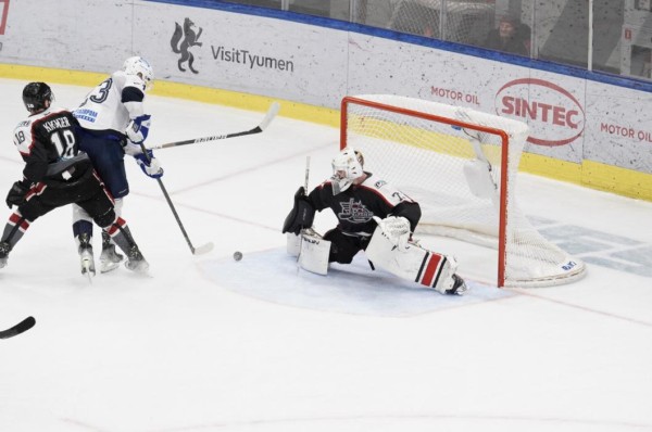 Тюменский "Рубин" разгромил "Динамо" из Санкт-Петербурга