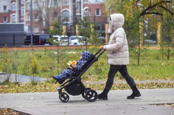 Размер пособия по уходу за ребенком до 1,5 лет увеличится в 2023 году 