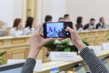 Александр Моор поздравил победителей и призеров двух Национальных чемпионатов профмастерства