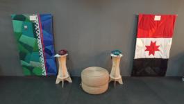 Арт-объекты в виде флагов-одеял создали к открытию театрального фестиваля "Кто ты и откуда?" в Тюмени