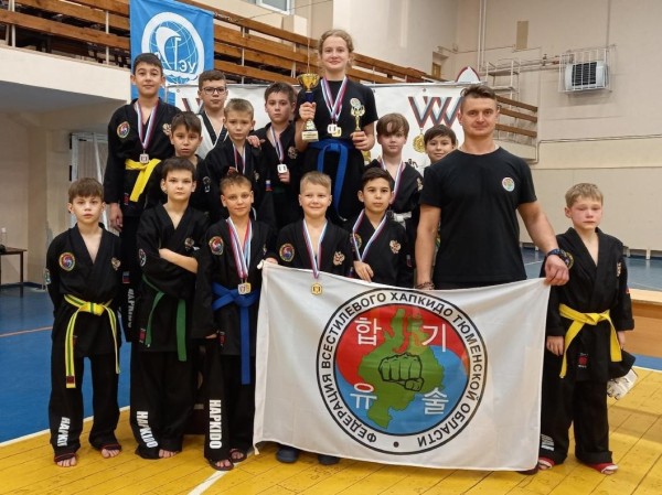 Тюменцы завоевали серебро в соревнованиях на Кубок федерации хапкидо Самарской области