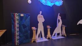 Арт-объекты в виде флагов-одеял создали к открытию театрального фестиваля "Кто ты и откуда?" в Тюмени