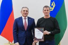 Александр Моор поздравил победителей и призеров двух Национальных чемпионатов профмастерства