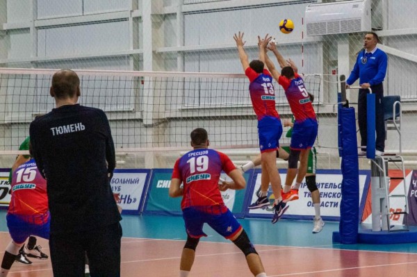 "Тюмень" сыграет с командой из Екатеринбурга дома "Тюмень" сыграет с командой из Екатеринбурга дома