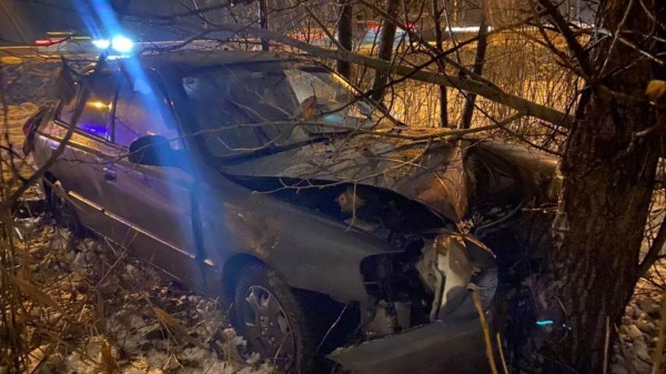 Женщина и ее дочь-подросток пострадали в аварии на объездной дороге в Тюмени