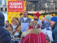 Бифштекс из оленины и стерлядь под икорным соусом: в Тюмени прошли съемки программы "Повара на колесах"