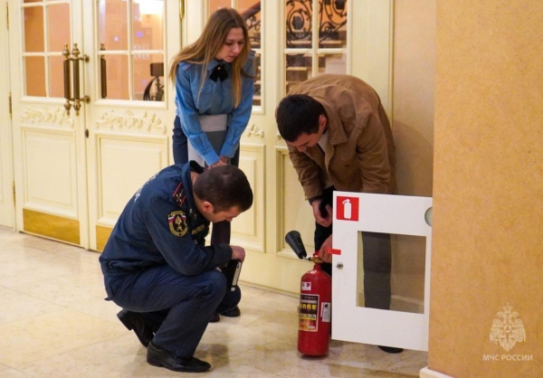 В Тюменской области усилят меры пожбезопасности в новогодние каникулы