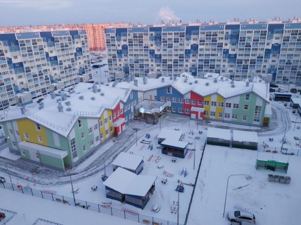 Полувековой юбилей "Запсибгазпром" встречает новыми военными и научными проектами в Арктике и Антарктиде