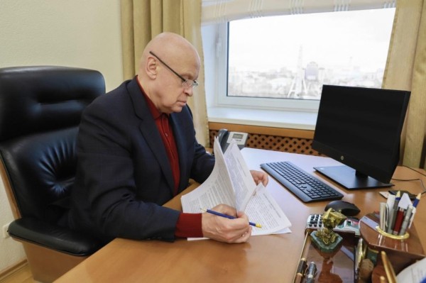 Евгений Заболотный: работу по поддержке семей участников СВО ведут депутаты всех уровней