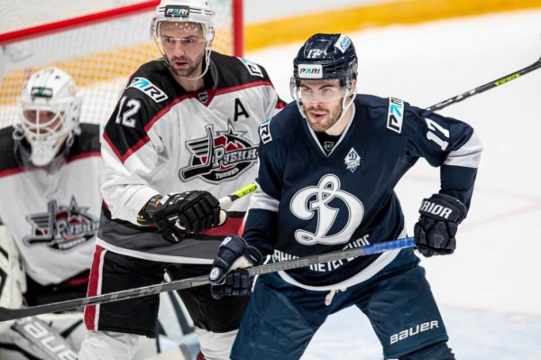 Тюменские хоккеисты победили "Динамо" из Санкт-Петербурга на чемпионате PARI ВХЛ Кубка Шелкового пути