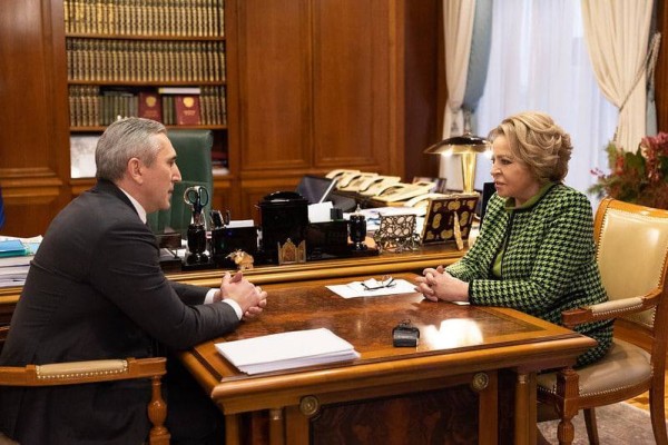 Социально-экономическое развитие Тюменской области обсудили Александр Моор и Валентина Матвиенко