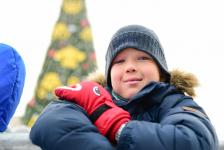 Резиденция Деда Мороза приняла первых гостей на площади 400-летия Тюмени Резиденция Деда Мороза приняла первых гостей на площади 400-летия Тюмени