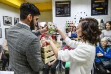 Кофе, книги, музыка, кино: в Тюмени открыли креативное пространство в библиотеке Кофе, книги, музыка, кино: в Тюмени открыли креативное пространство в библиотеке