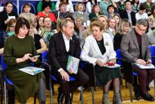 Представители 19 регионов России и СНГ обсуждают в Тюмени организацию детского отдыха