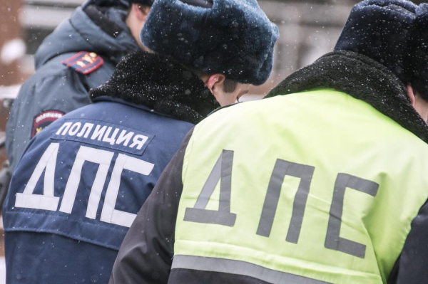 В аварии в Тобольском районе с тремя машинами пострадали два человека