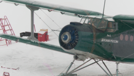Тюменские "моржи" прыгнули с парашютом в честь годовщины начала СВО